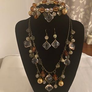 Premier Designs Necklace Earrings & Bracelet Set